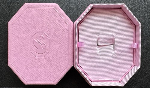 Genuine swarovski empty box - empty,
