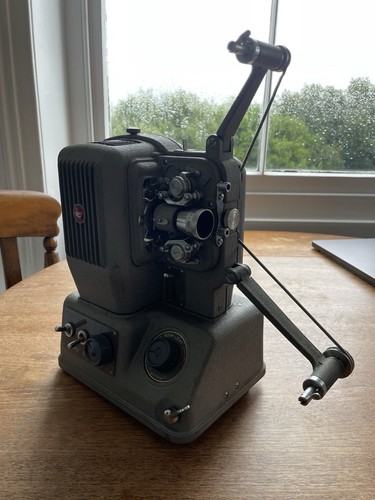 Elmo projector with - projector, case