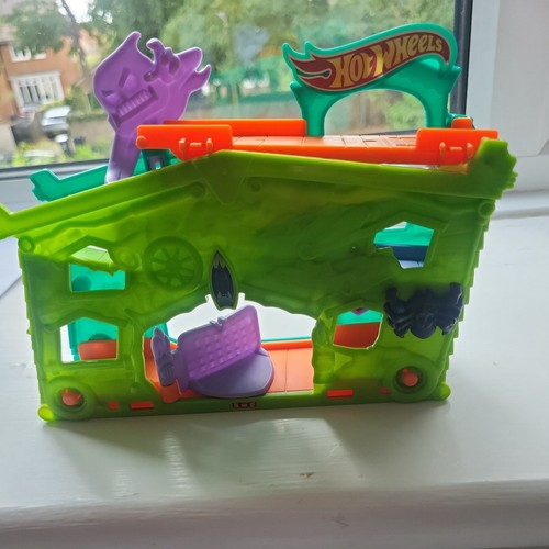 Hot wheels city ghost garage - hot,