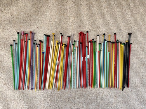 100 vintage plastic knitting - plastic,