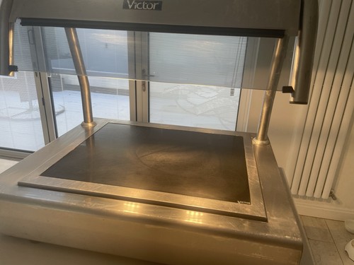Victor table top heated gantry - table,