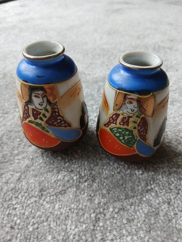 Collectable pair satsuma - of,