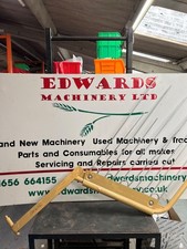 Right Hand Haybob Gate