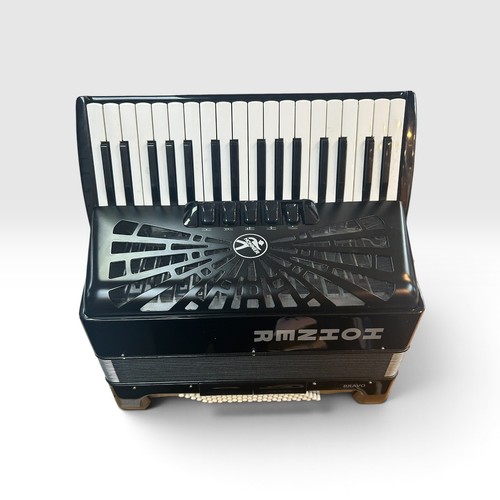 Hohner bravo iii - iii, key