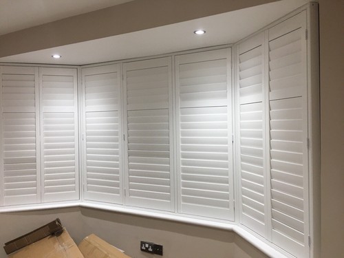 Curved bay window wooden - curved,
