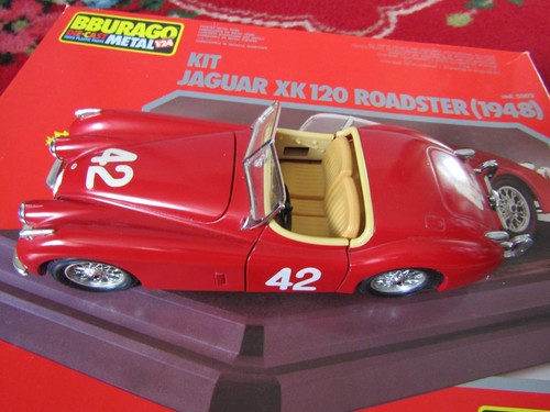Burago jaguar xk120 - burago,