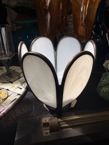 Vintage iridescent glass tulip - iridescent,