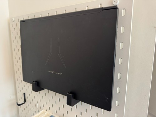 Laptop hooks holder display - laptop,