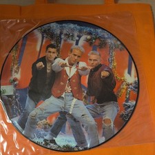 Bros - PUSH CHRISTMAS PICTURE