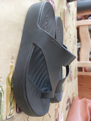 Black crocs toe post slip - black.crocs,