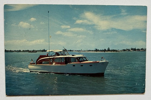 Vintage motor yacht cabin - vintage,