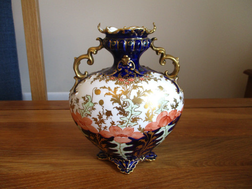Royal crown derby - crown,