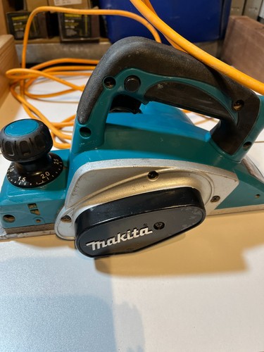 Makita kp0800 620w - makita,