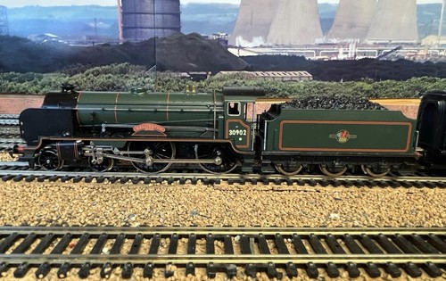 Hornby gauge r2082 br - oo,