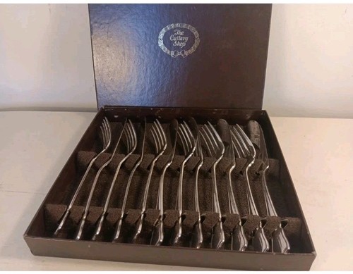 Set pairs the cutlery - of, 6