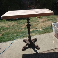 Vintage looking 19TH CENTURY