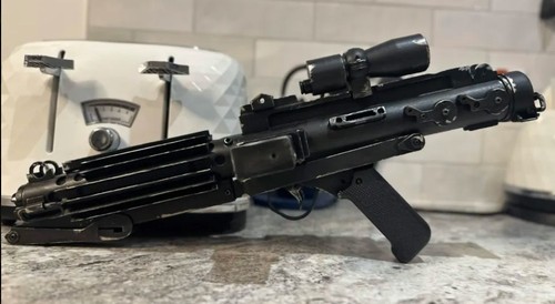 Rotj blaster rifle - e-11,
