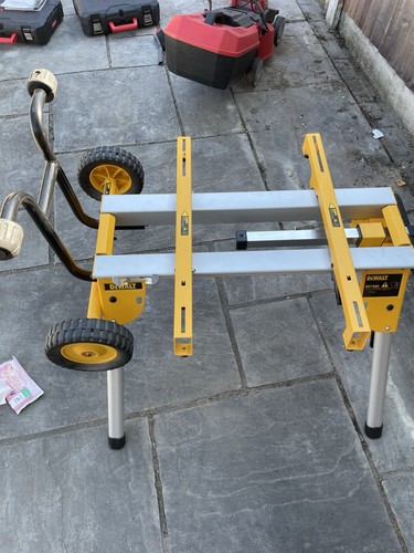 Dewalt portable bench - dewalt,