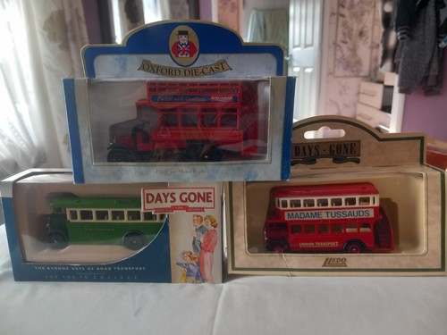 Diecast vintage buses - diecast,
