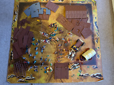 Timpo Wild West Fort - buildings and figures
