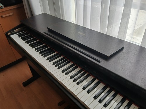 Yamaha ydp 121 electric - yamaha,