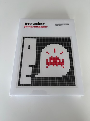 Space invader prints - space,