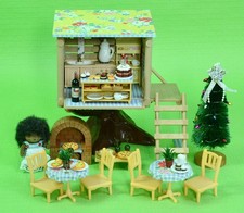fistuff Sylvanian Families Xmas Decorated Vintage Tree House Cafe/Pizzaria. LOTS