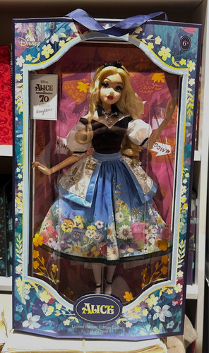 Disney alice wonderland - alice,