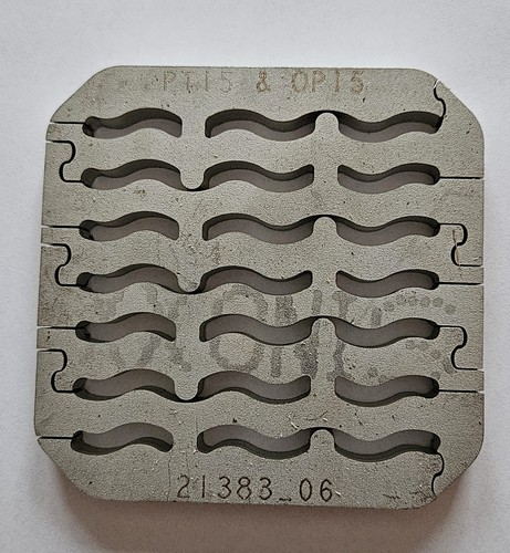 Pellet grate top - pellet,