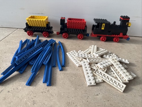 Lego trains v - v, train