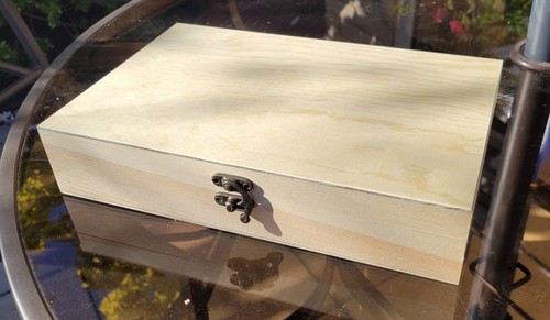 Plain unfinished boxes - 18,