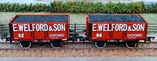 2 x Private Owner Wagons 00