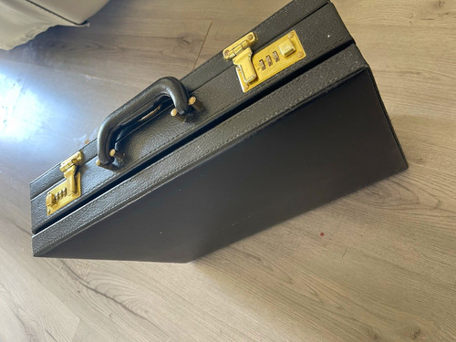 Attaché case twin working