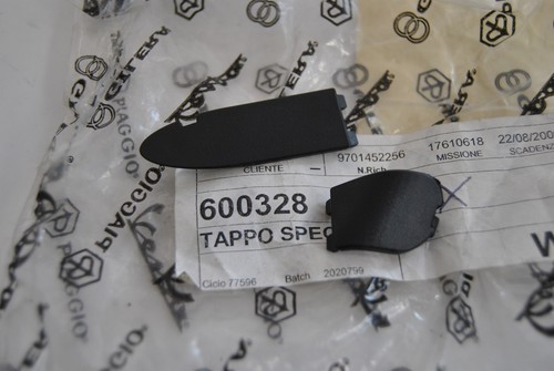Left mirror blank plug piaggio - mirror,
