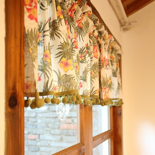 Vintage floral half - half, blackout