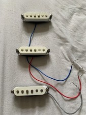 3x Strat Stratocaster Style