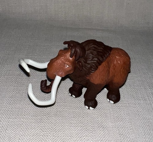 2009 ice age wooly mammoth - age,