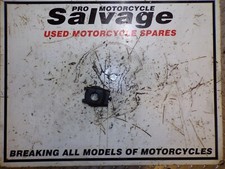 KAWASAKI Z 750 R 2011 2012:THROTTLE TWIST GRIP HOUSING:USED MOTORCYCLE PARTS