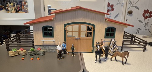 Schleich 42103 horse stable - horse,