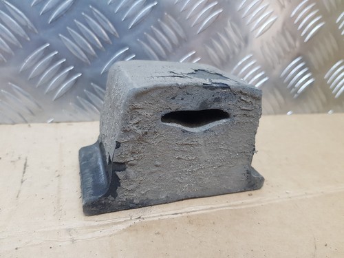Rear bumper stops - 46,