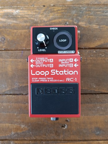 Boss loop station - station, looper