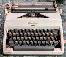 Olympia Monica Vintage