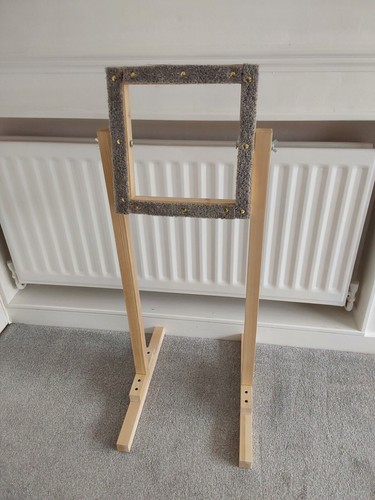 Rug hooking frame - rug, cms