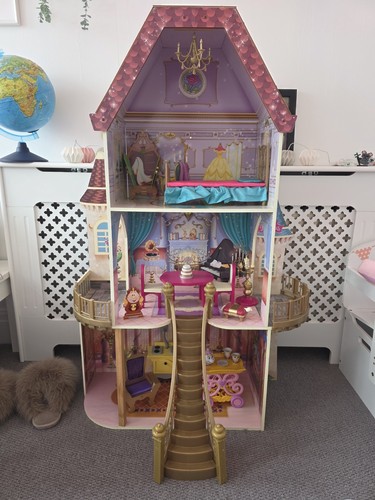 Beauty and the beast disney - beauty,