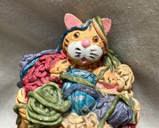 Peter Fagan COLOUR BOX CATS - Katy's Basket HS623 - Game of Wool/Knitting Fan