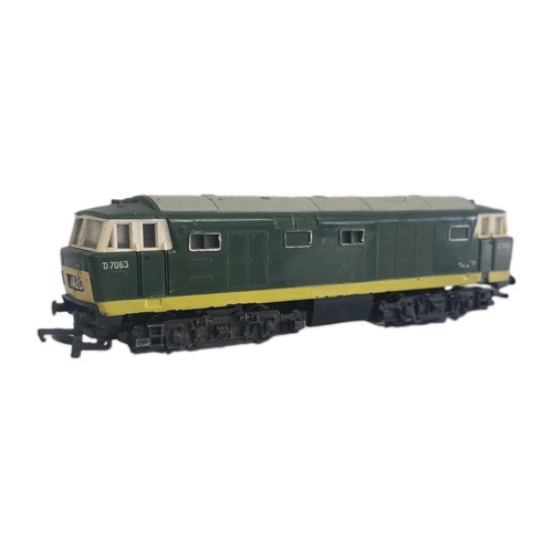 Working hornby r758 gauge - working,
