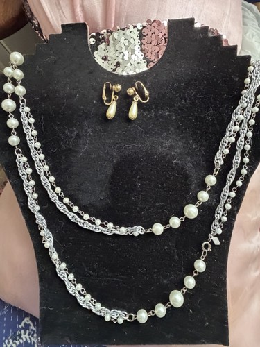 Sarah coventry necklace - sarah,