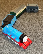 TOMY Gordon Tender & Coach