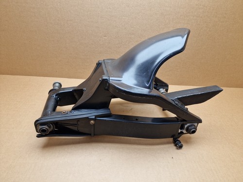 Suzuki gsxr750 swinging - k5,