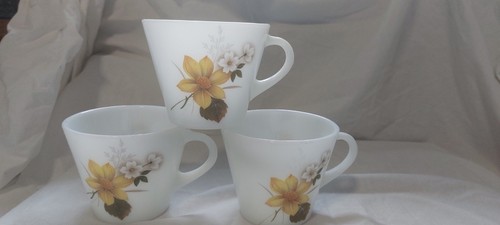 Vintage pyrex jaj tea - pyrex,